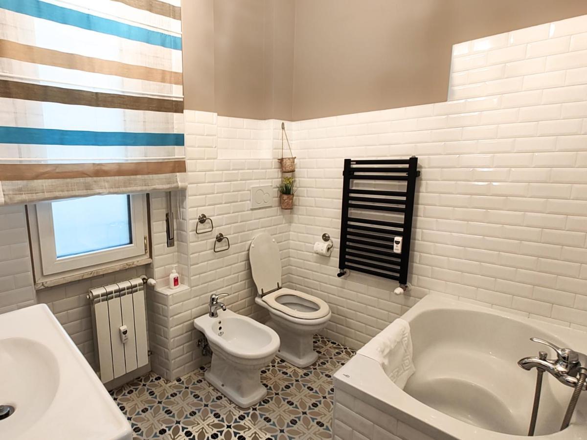 Luxury Apartment By Palazzo Senesi ローマ エクステリア 写真