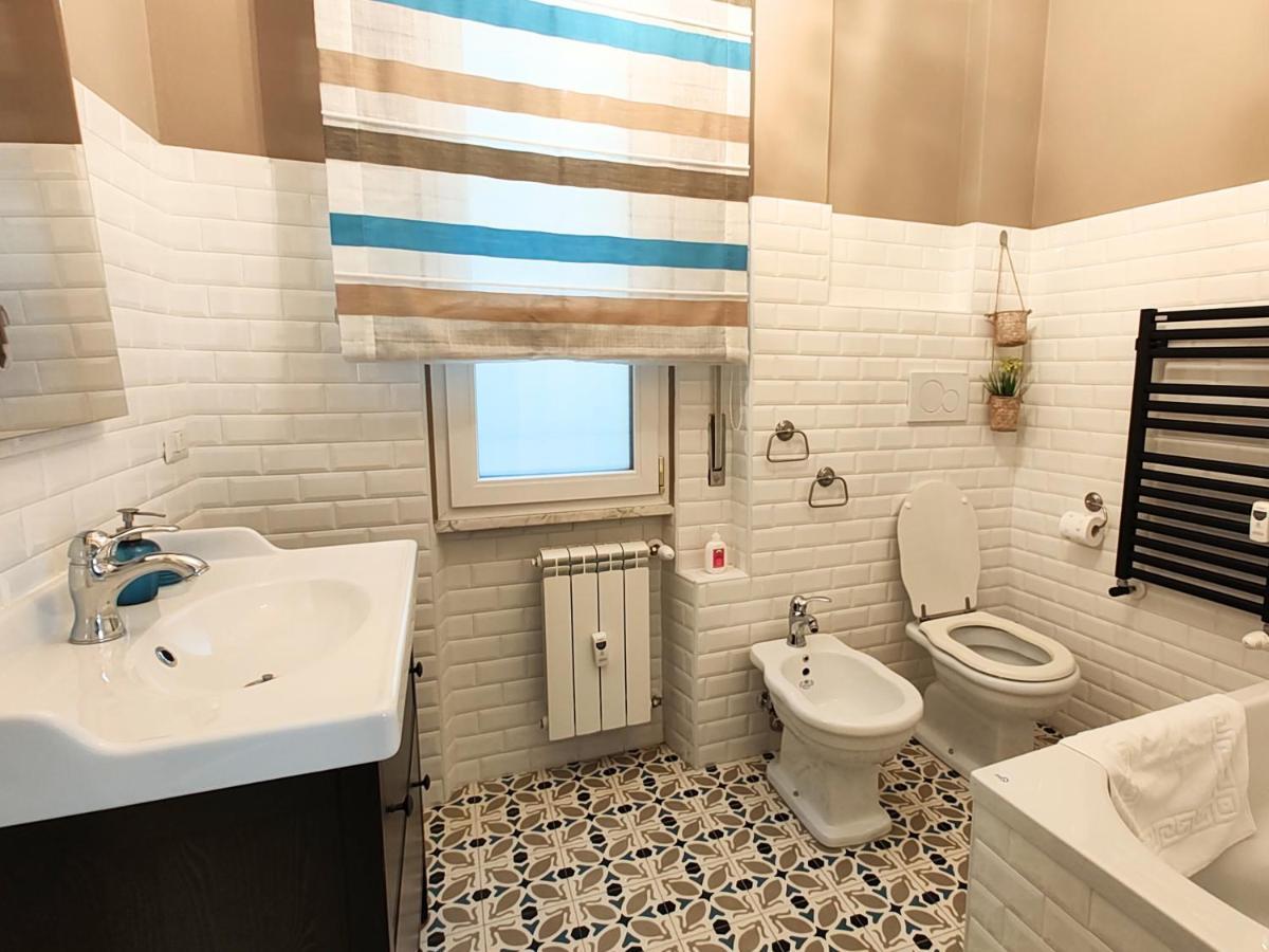Luxury Apartment By Palazzo Senesi ローマ エクステリア 写真